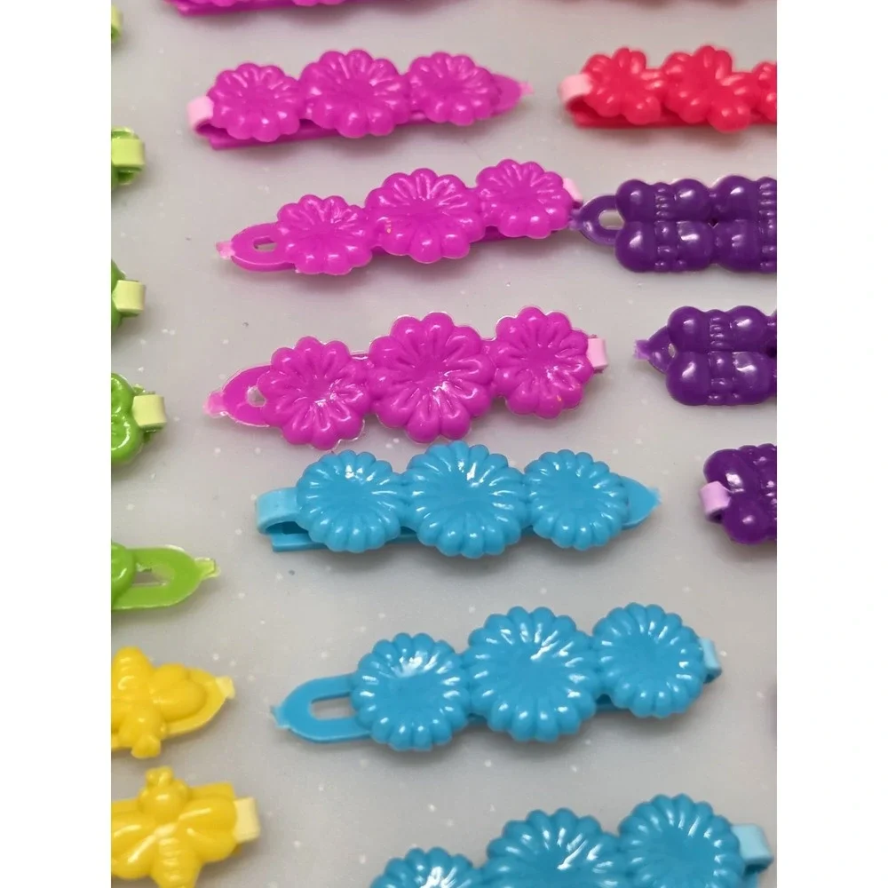 Vintage Goody Hair Lot Kiddie Snap Tight Plastic Barrettes Flowers lot Butterfly